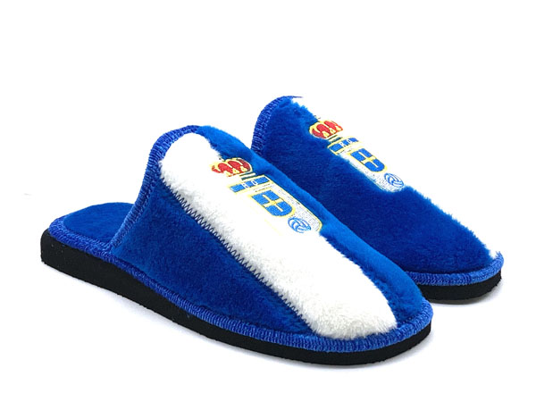 Zapatillas Inspiradas en Equipos de Fútbol - Cambio de Camiseta