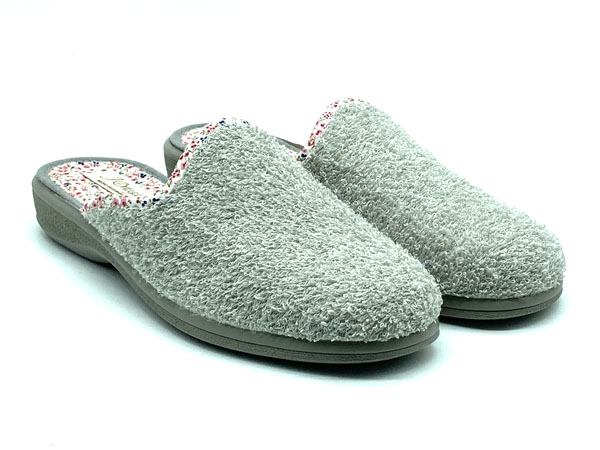 Producto 39-3244B GRIS PERLA 35/41 RIZO DESCALZA CUÑA 2.6CM