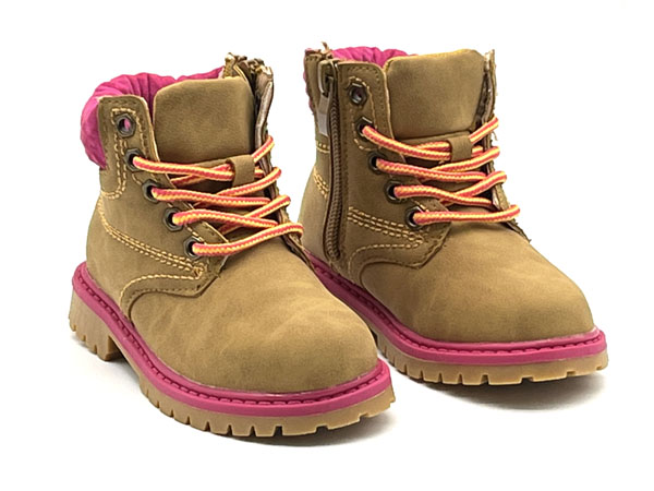 Producto Bota Panama camel 20/25 Cuello fuxia ultraligera