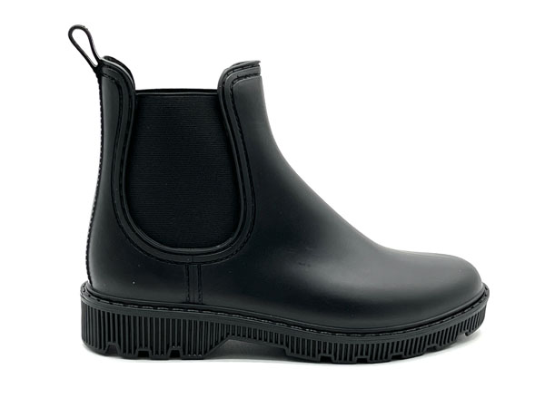 Producto Botín agua chelsea elasticos lisa negro 36/41
